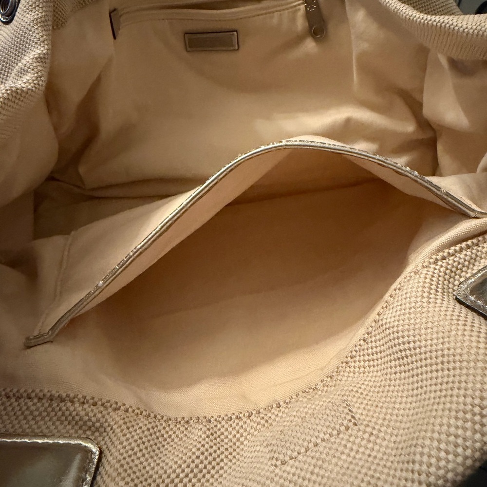 Tory Burch Tote - Picture 16 of 16